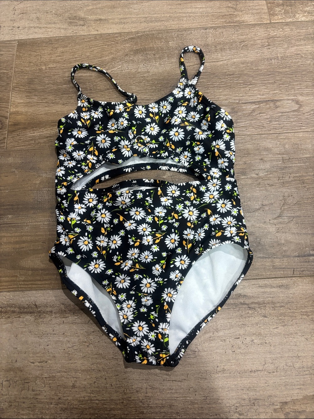 Art Class Kids Daisy Print Cutout One-Piece Swimsuit - Black
